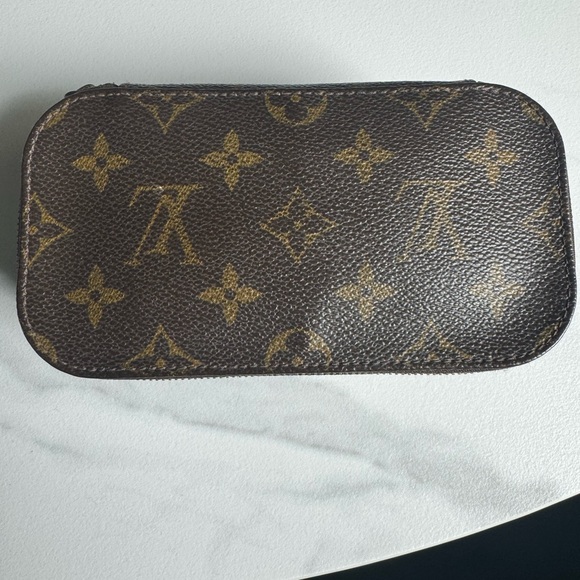 Louis Vuitton Monogram Trousse Blush MG Cosmetic Pouch bag-AUTHENTIC - Picture 3 of 16